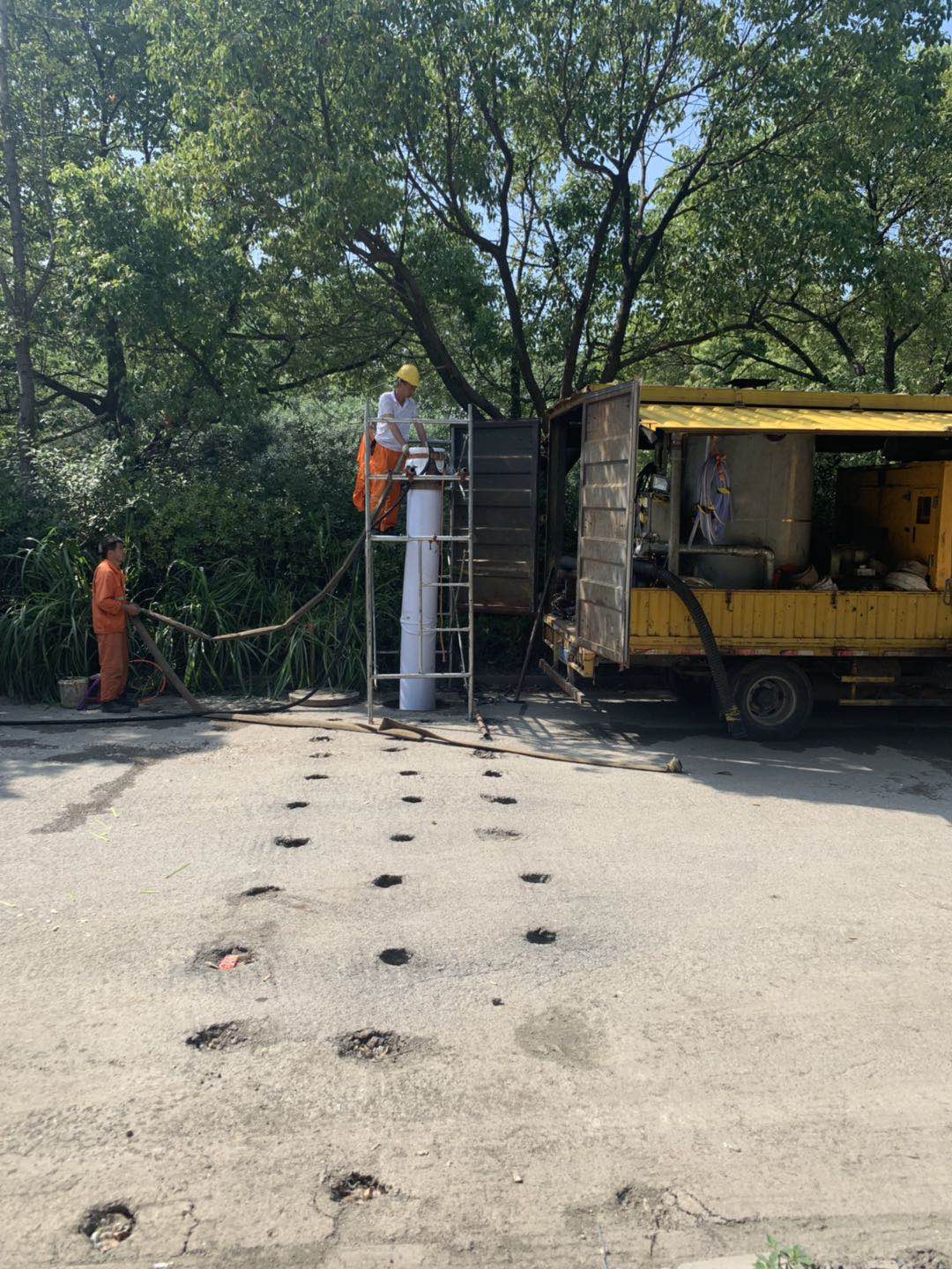 水翻非開挖修復(fù)鍋爐車